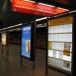 Стенды в пражском метро