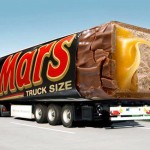 Реклама Mars на грузовике