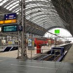 Реклама на платформе аэровокзала